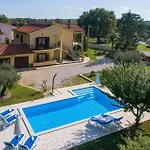 Apartment Petra 3