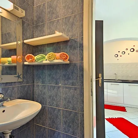 Petra 3 Apartman Kirmenjak