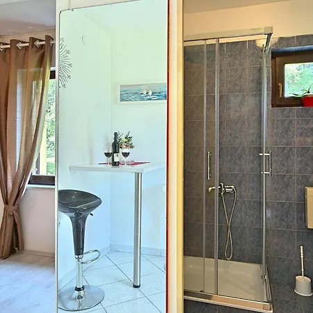Petra 3 Apartman *