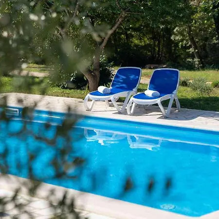 公寓 Petra 3 Kirmenjak