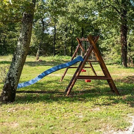 Petra 3 * Kirmenjak