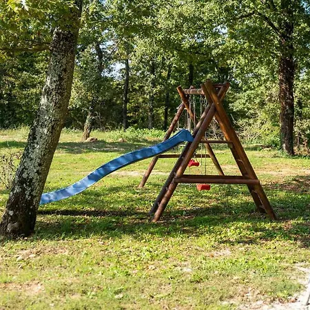Petra 3 * Kirmenjak